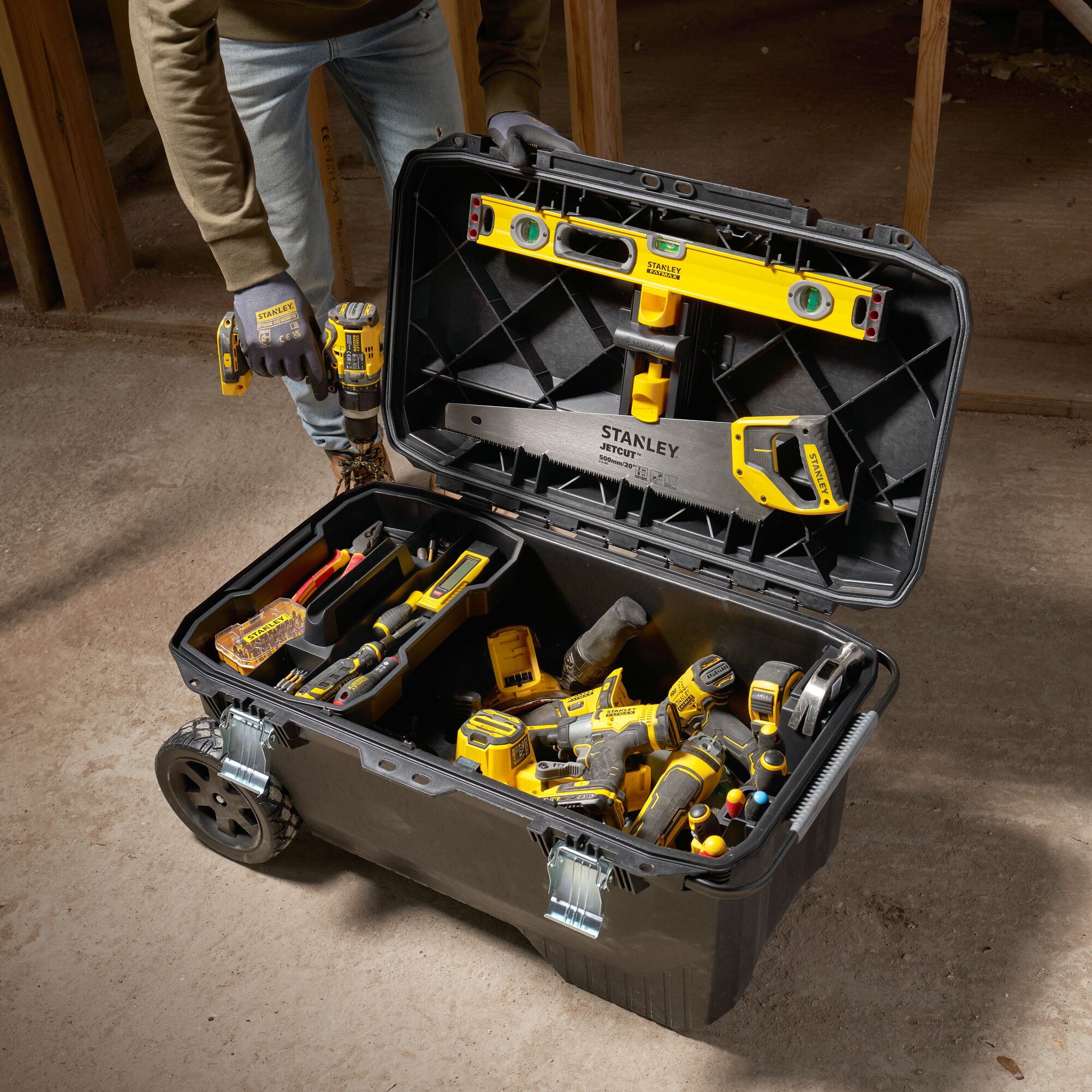 STANLEY® FATMAX® Pro-Mobile Job Chest™ | STANLEY