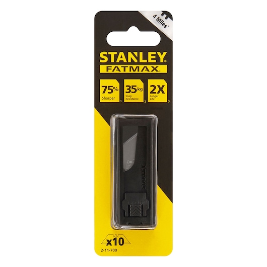 STANLEY 2-11-700 FATMAX utility blade pack, black and yellow packaging, front angle, photography