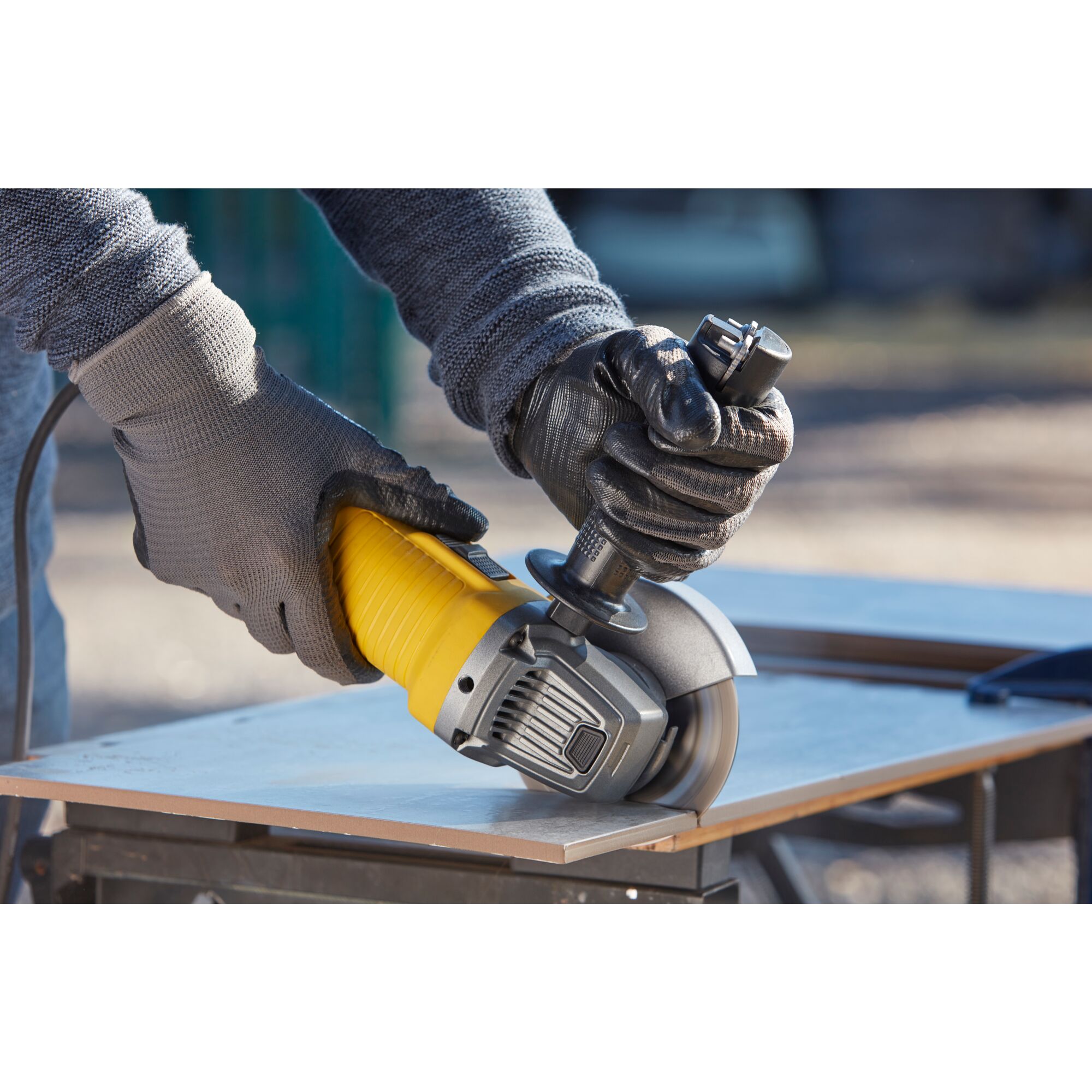 Fatmax store angle grinder