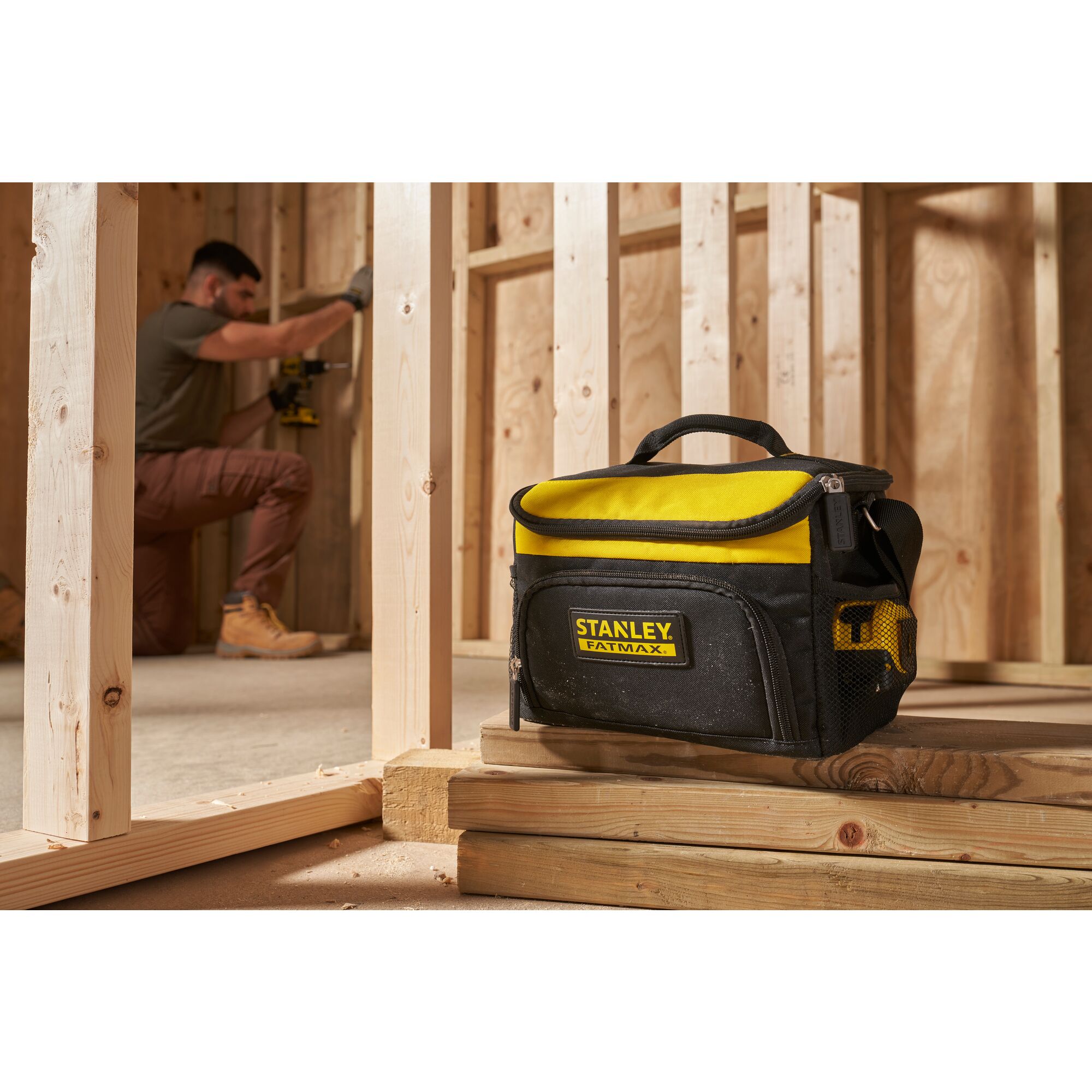 STANLEY® FATMAX® 11 in. Insulated Cooler Bag | STANLEY