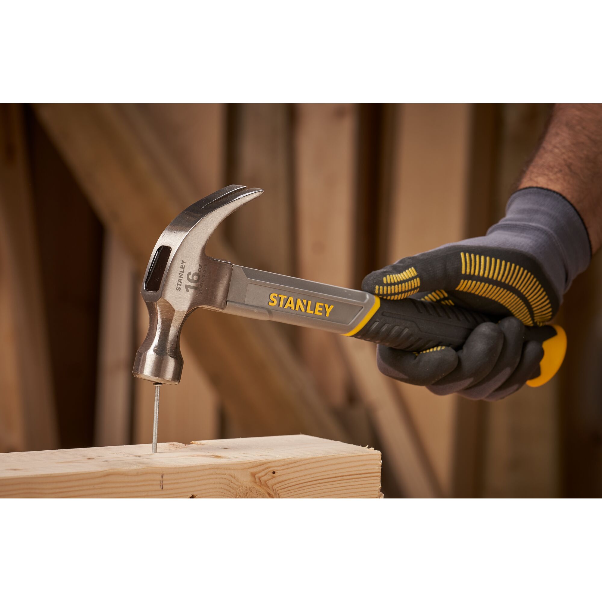STANLEY® 16 oz./450g Curve-Claw Fiberglass Hammer | STANLEY
