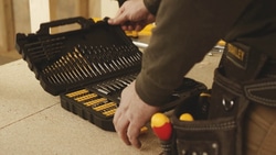 Video STANLEY® 100-Piece Mixed Screwdriver Bit Set